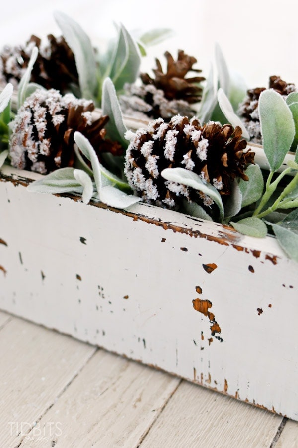 DIY Snow Covered Pinecones