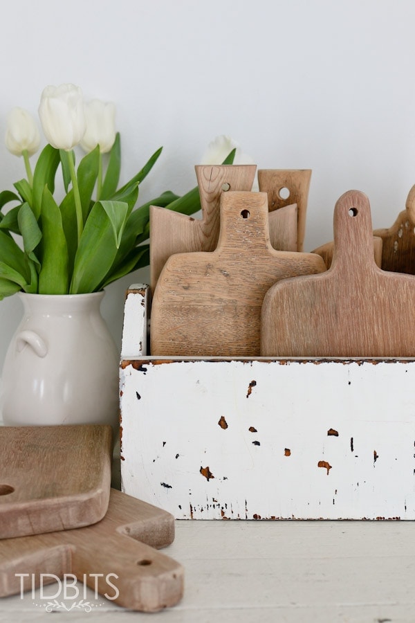 10 Antique Cutting Board Printable Patterns. Print your favorite shapes for free and learn how to make an antique cutting board.