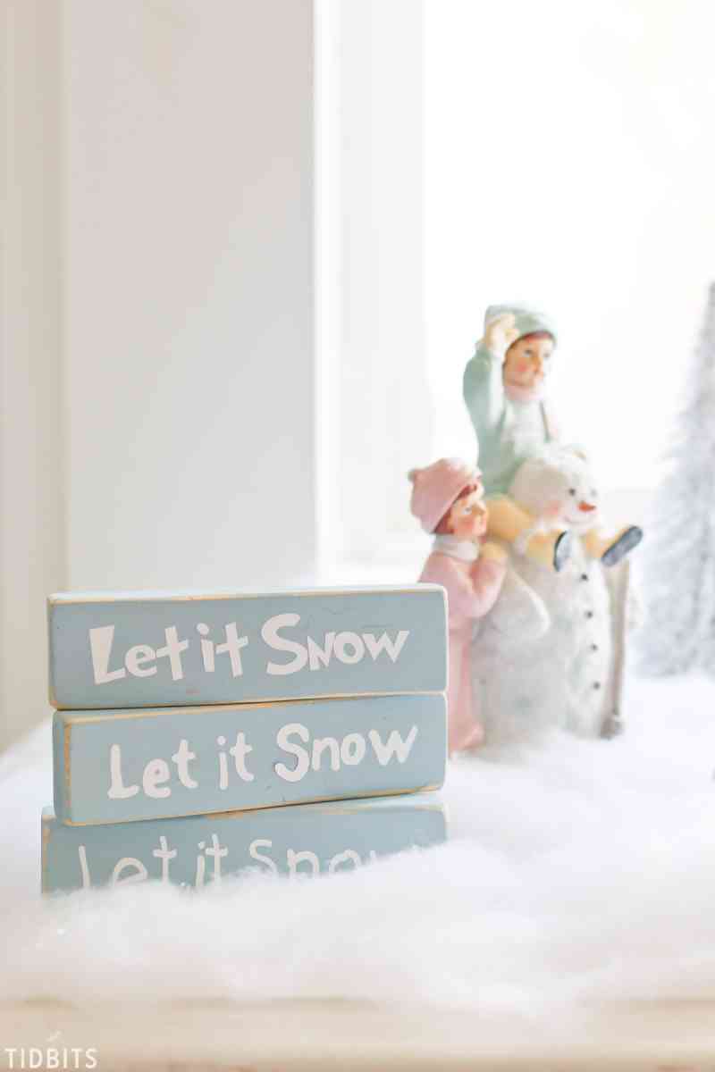 A Colorful Christmas Girls Bedroom - The Keeper of the Home