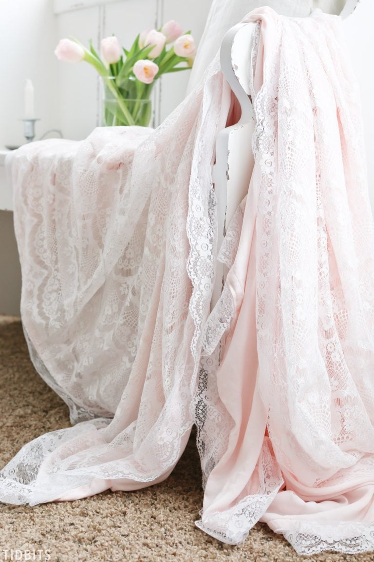 DIY Valentines Lace Throw Blanket - romantic luxury at its best!