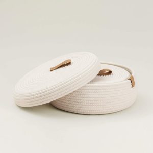 Round with Lid