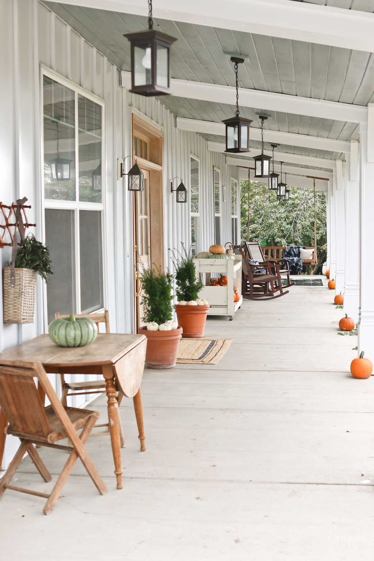 Decorating for Fall Outdoors: Porch Tour - The Keeper of the Home
