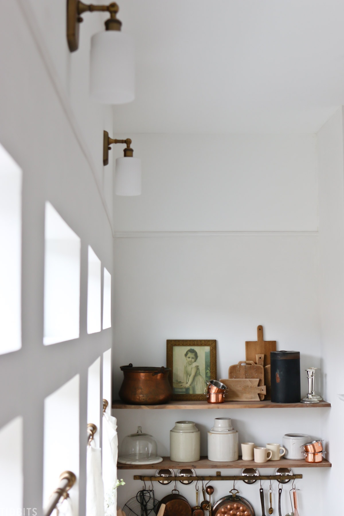 How-to: Lime Paint Plaster Walls
